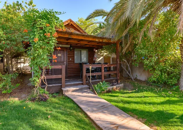 Belfer\'S Dead Sea Cabins