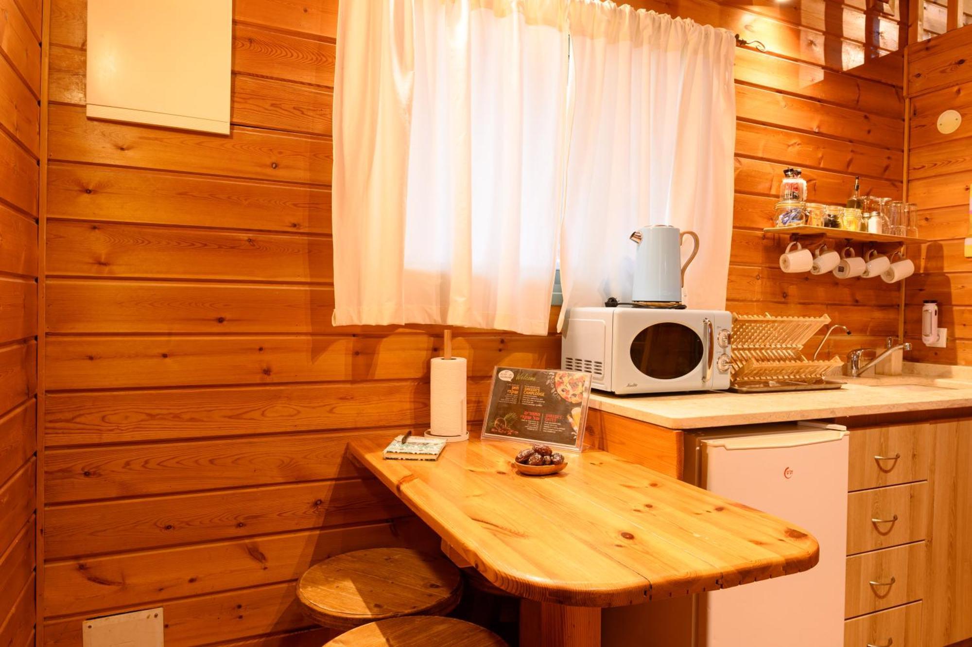 Belfer's Dead Sea Cabins Lodge *